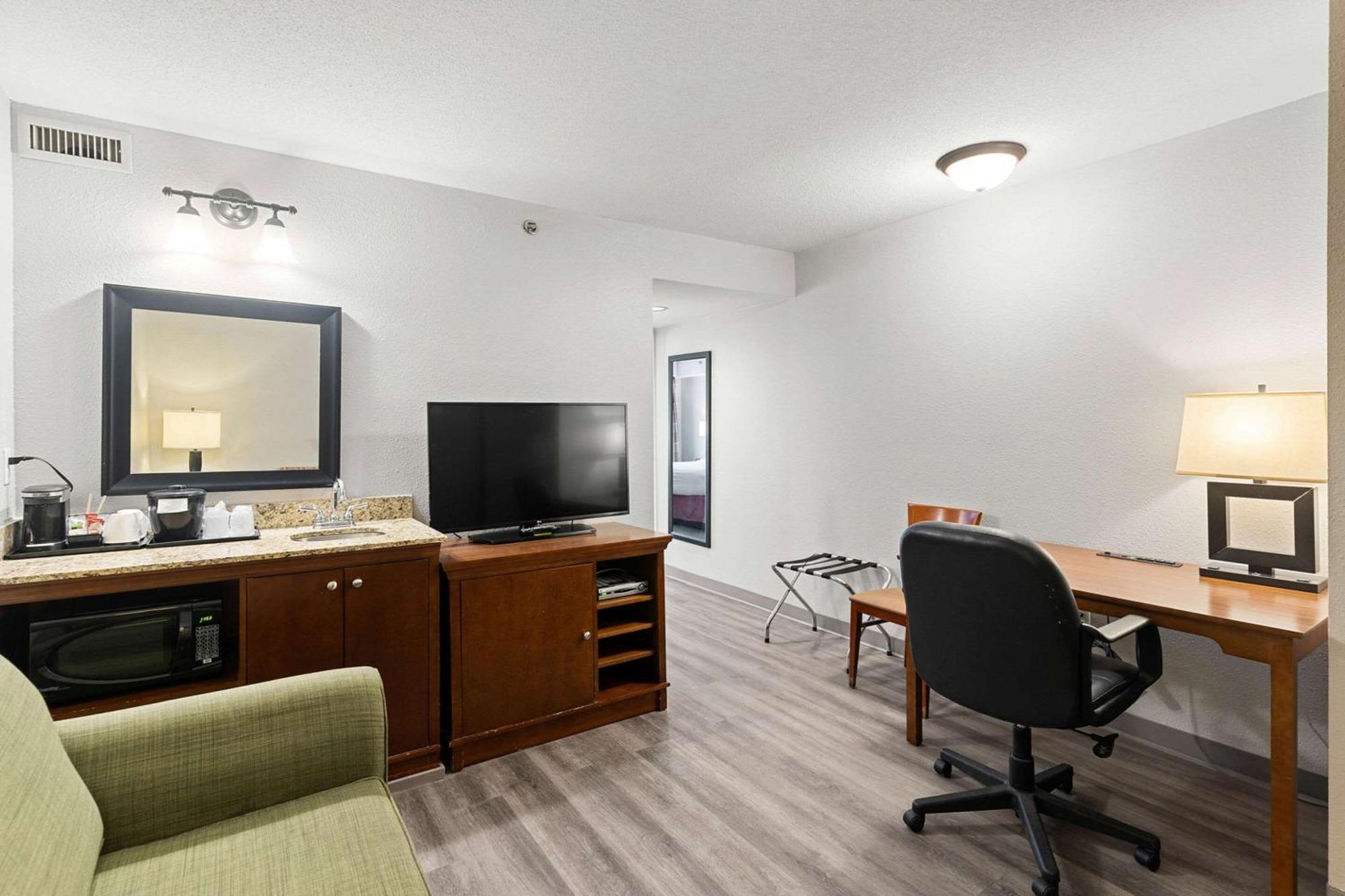 Country Inn & Suites By Radisson, Saskatoon, Sk Zewnętrze zdjęcie
